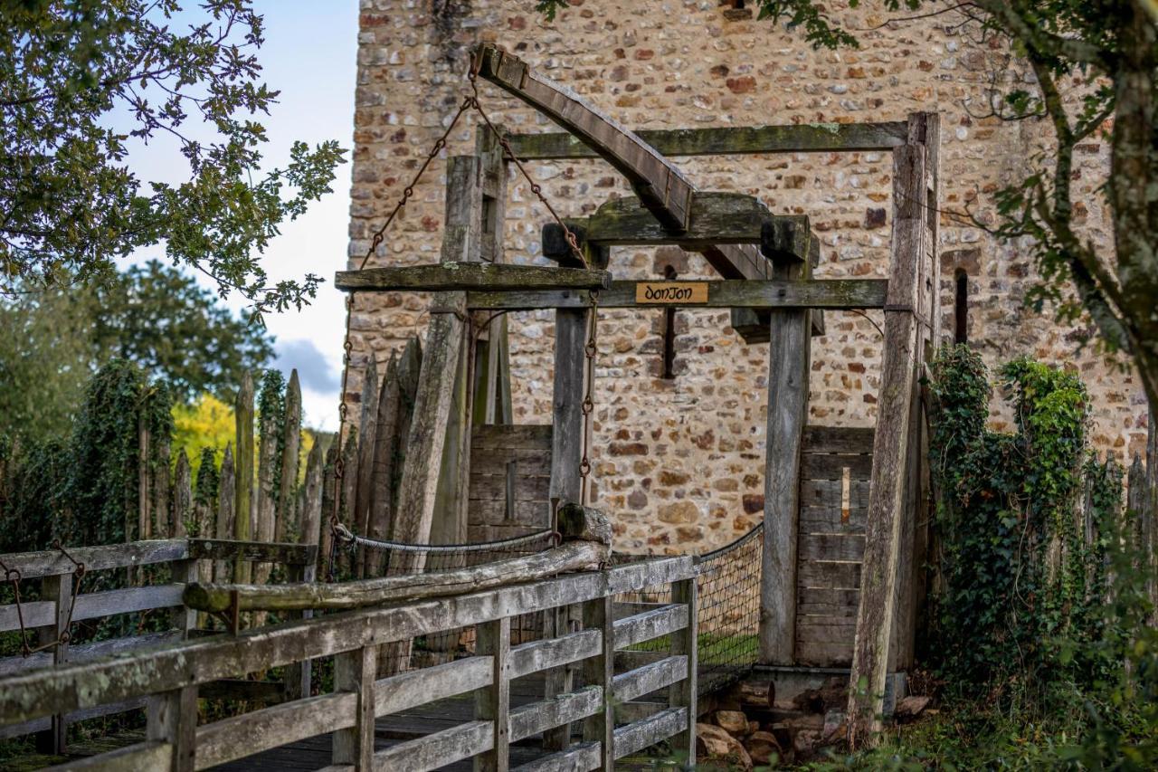 Hotel Domaine De La Ferte Clairbois Sainte-Suzanne  Esterno foto
